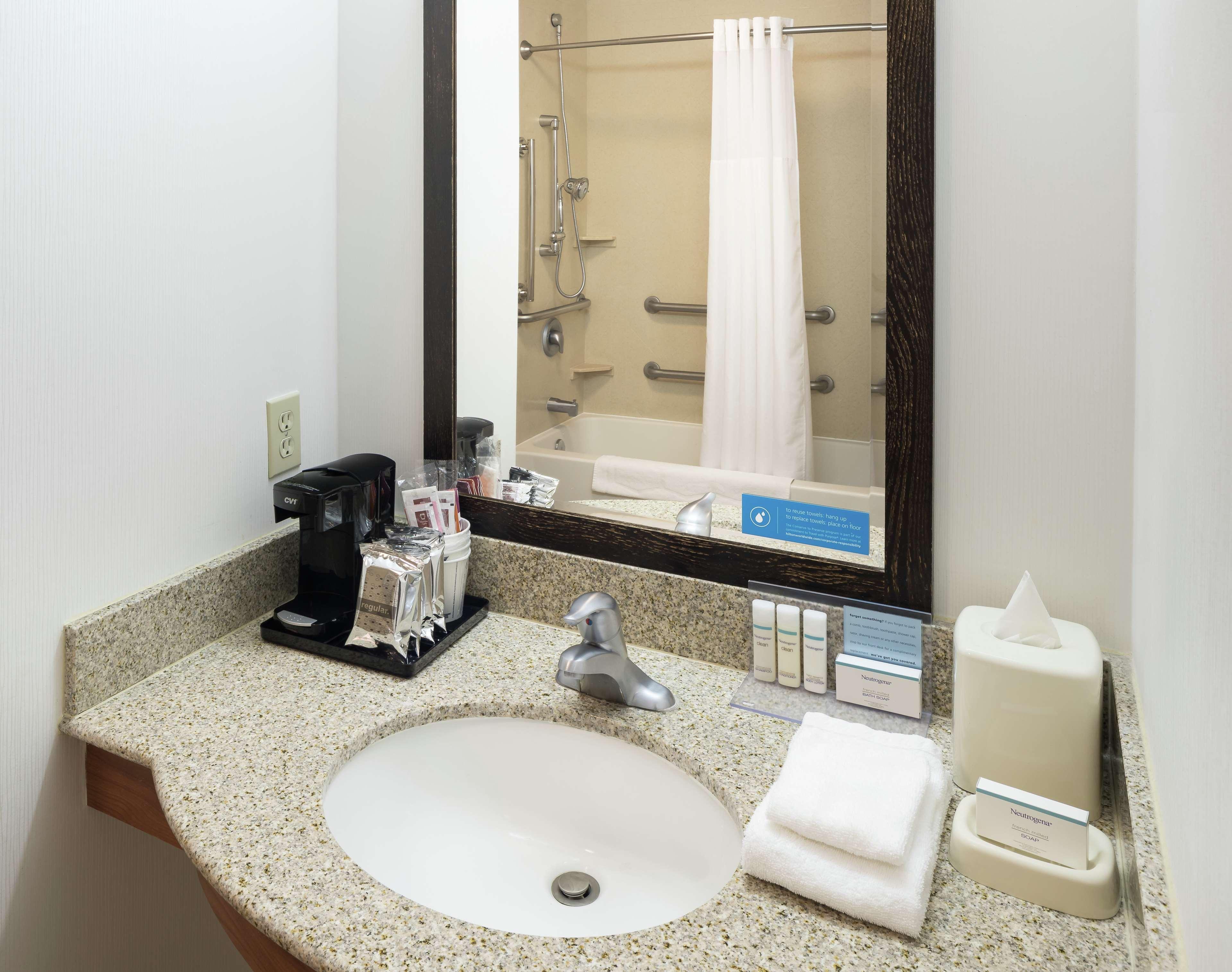 Hampton Inn & Suites Clovis Airport North Екстериор снимка