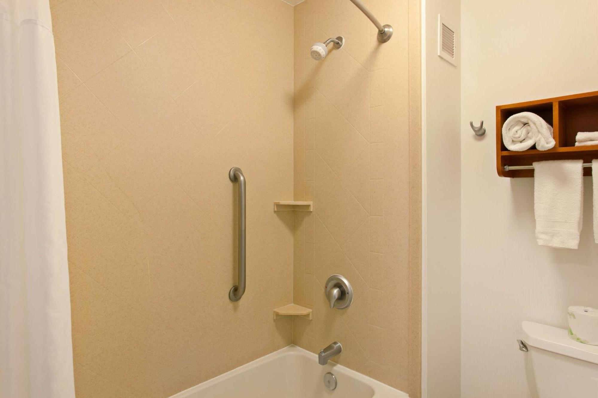Hampton Inn & Suites Clovis Airport North Екстериор снимка