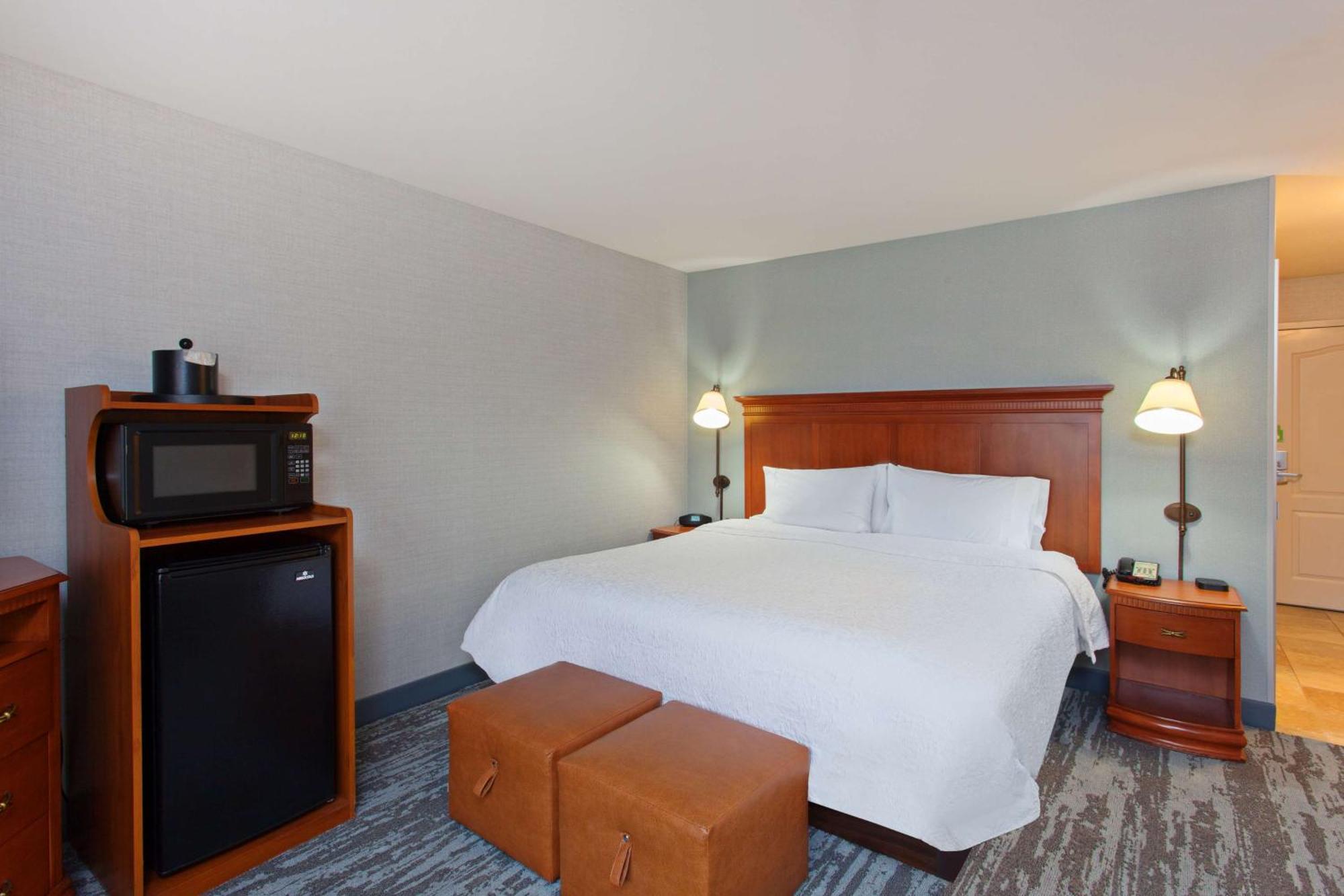 Hampton Inn & Suites Clovis Airport North Екстериор снимка