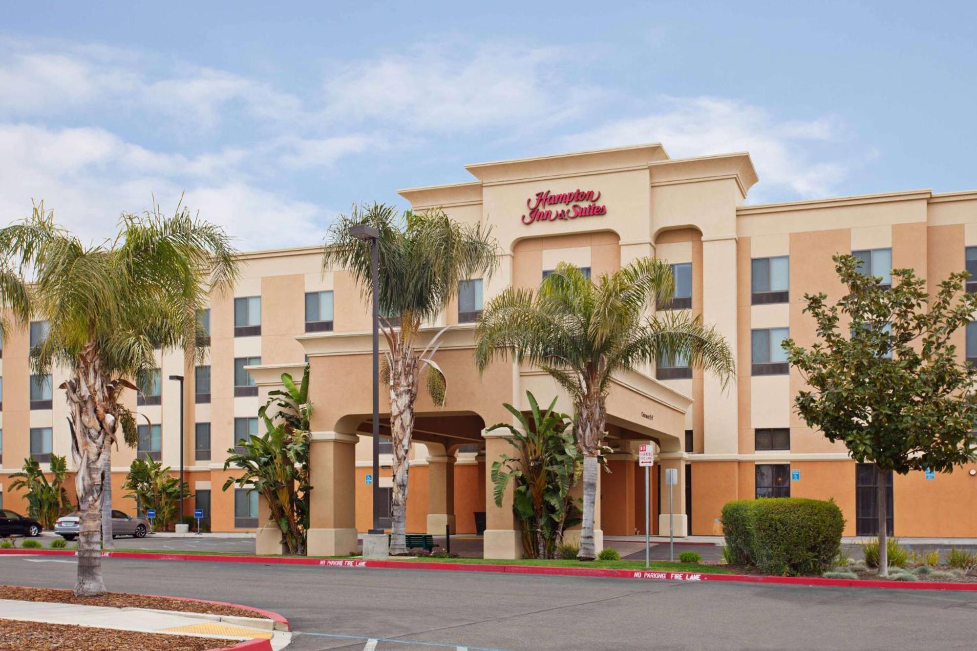 Hampton Inn & Suites Clovis Airport North Екстериор снимка