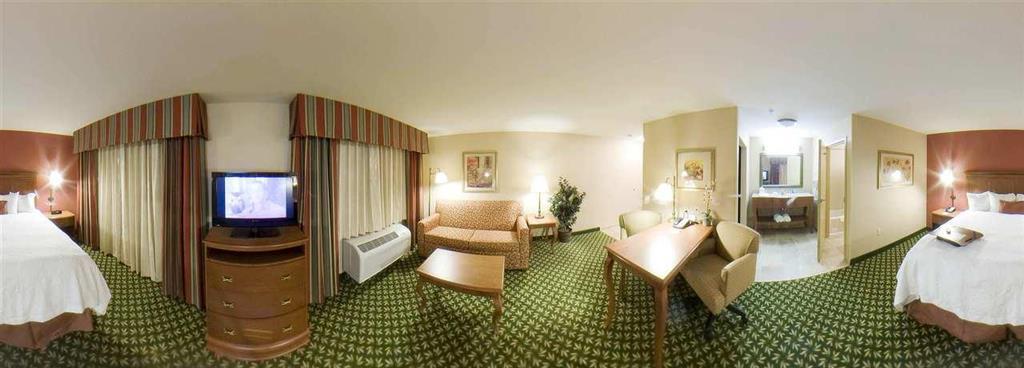 Hampton Inn & Suites Clovis Airport North Стая снимка
