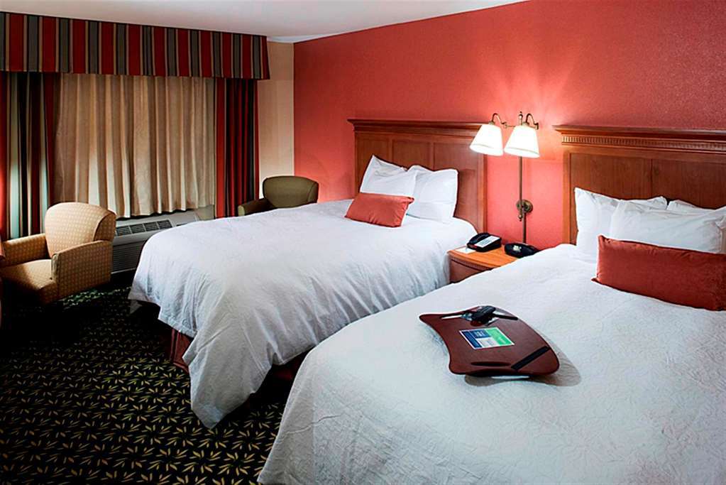 Hampton Inn & Suites Clovis Airport North Стая снимка